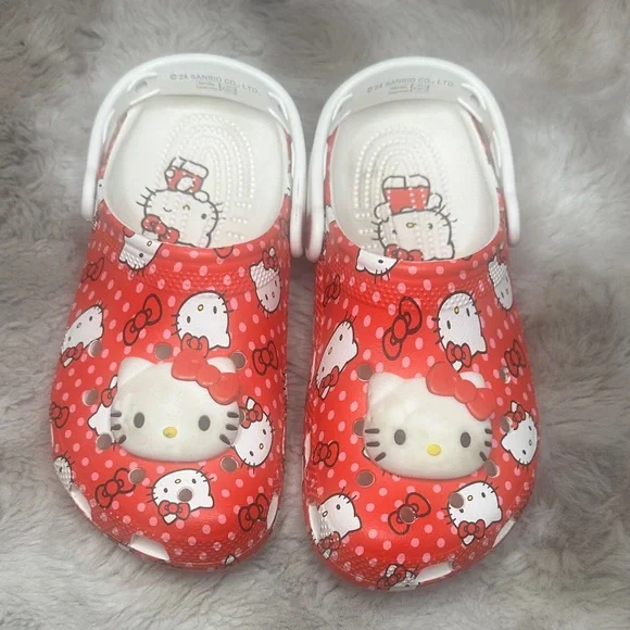 Girls’ Hello Kitty Crocs - Picture 1 of 6
